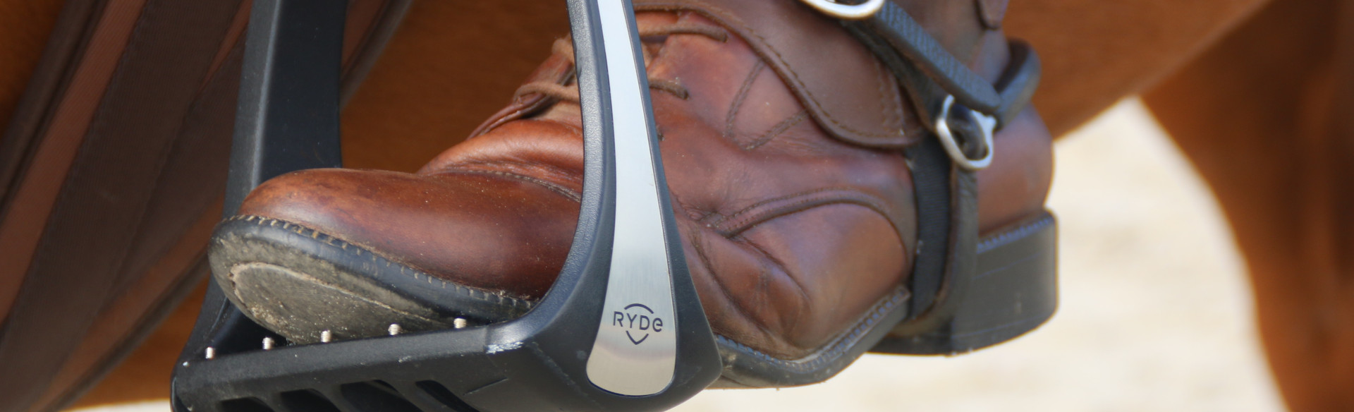 CREATOR: gd-jpeg v1.0 (using IJG JPEG v62), quality = 82